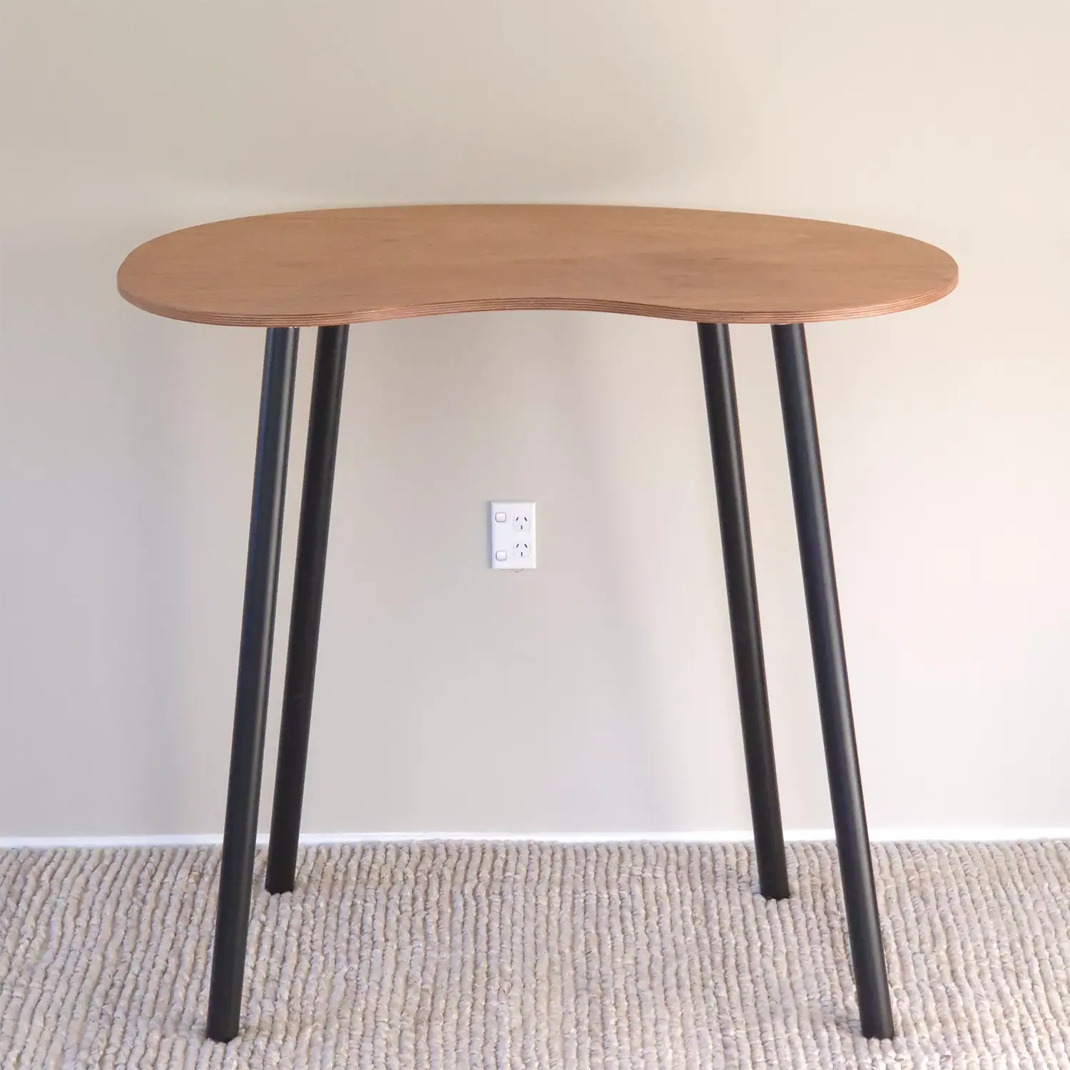 Elegant foldable standing desk with oak top