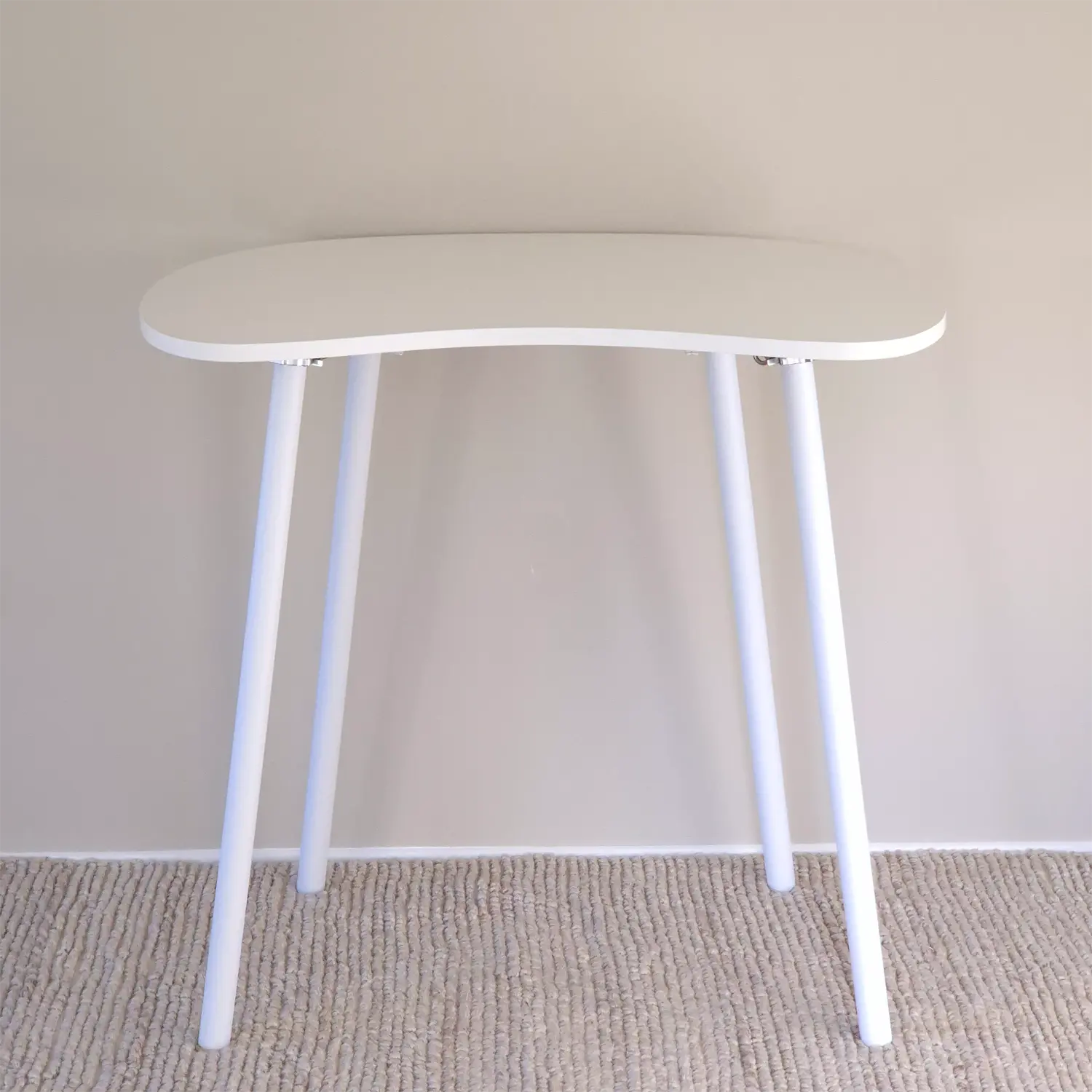 Elegant foldable standing desk with white top