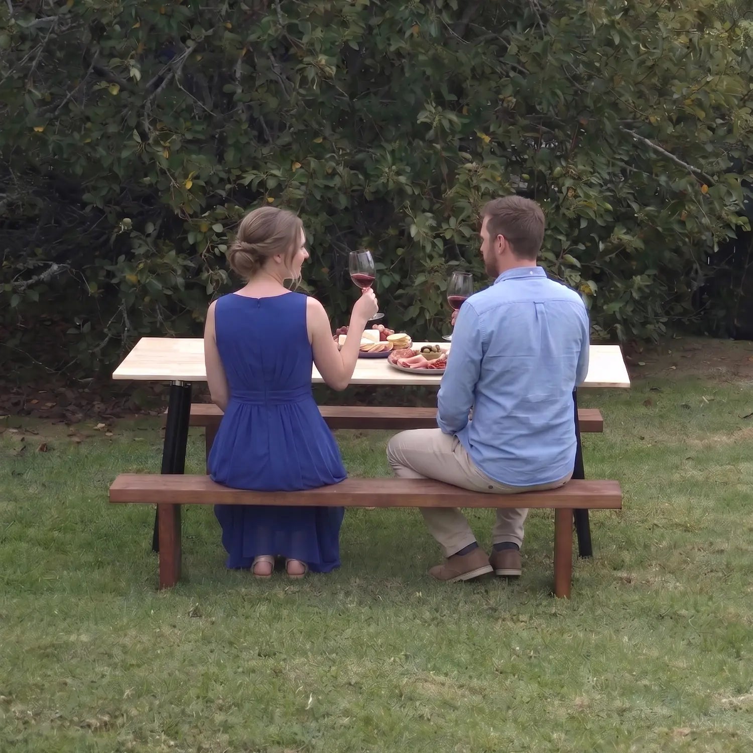 1.8m rustic hardwood bench for hire